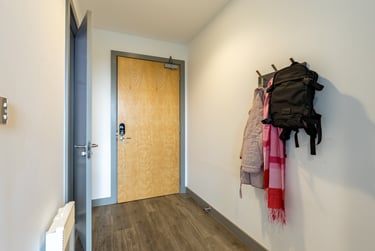 Classic En Suite - Image 4